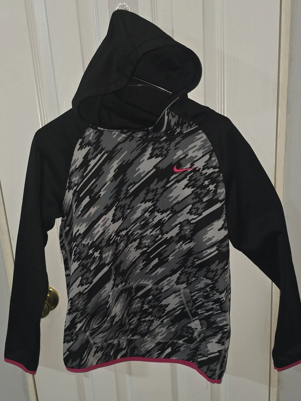 Nike Girls Black & Gray Hooded Swim Rash Guard with Pink Trim Size 16 Xl